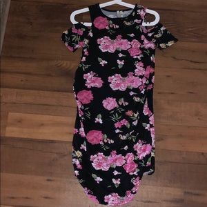 Beautiful dress Maternity 💃🏼BOGO